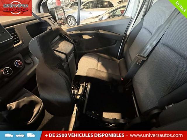 Renault Trafic image 1