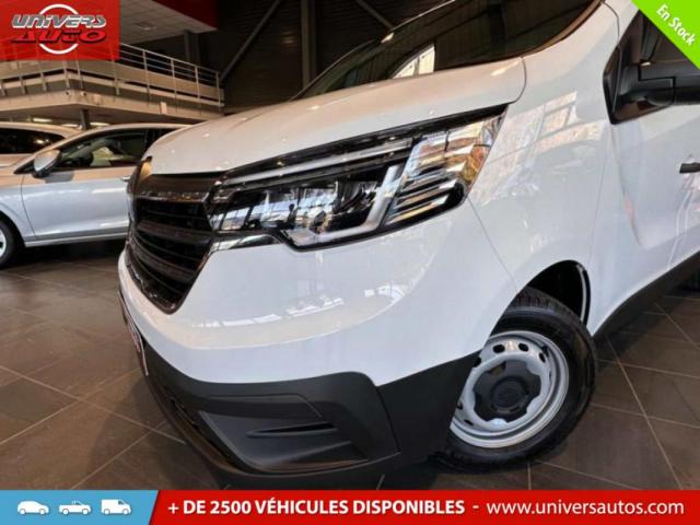 Renault Trafic image 1