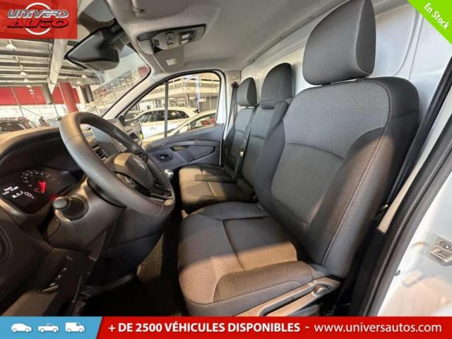 Renault Trafic image 2