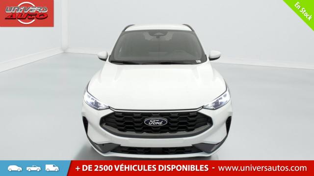 Ford Kuga image 1