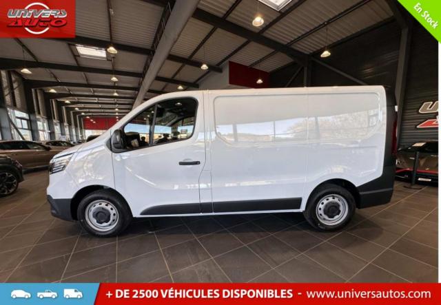Renault Trafic image 8