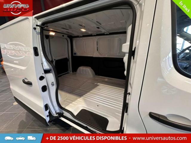 Renault Trafic image 3