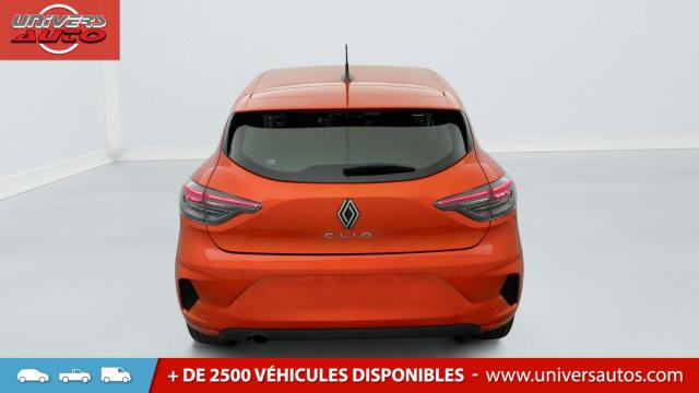 Renault Clio image 2