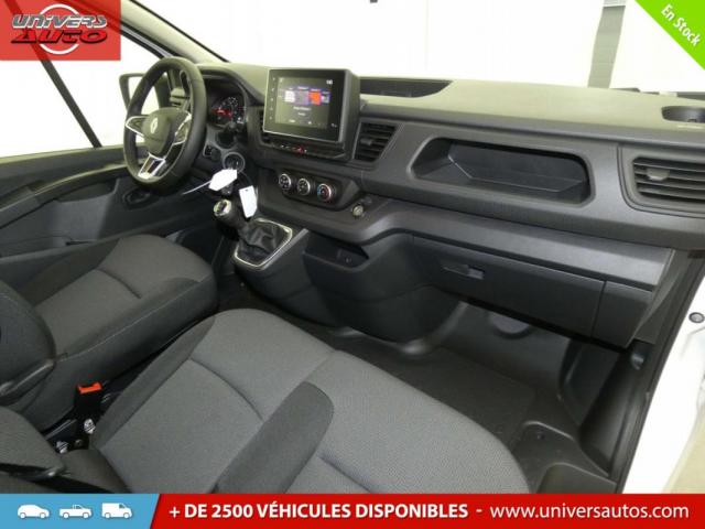 Renault Trafic image 1