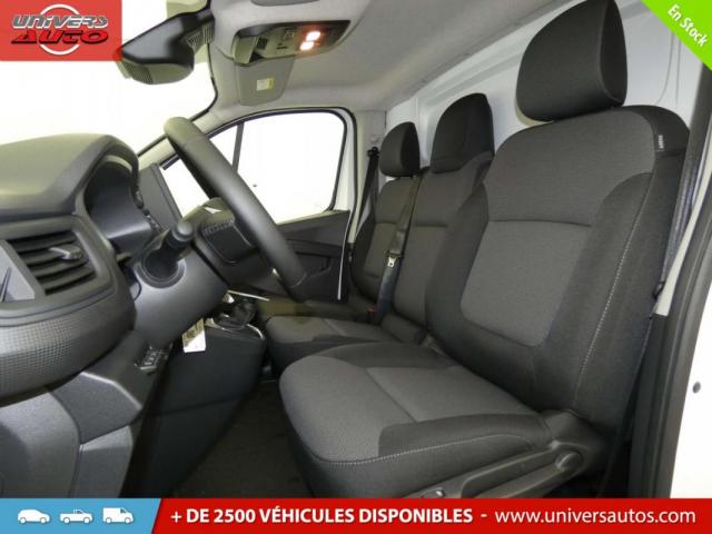 Renault Trafic image 8