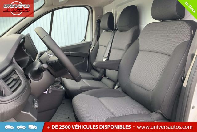 Renault Trafic image 2