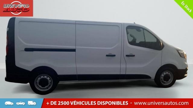 Renault Trafic image 2
