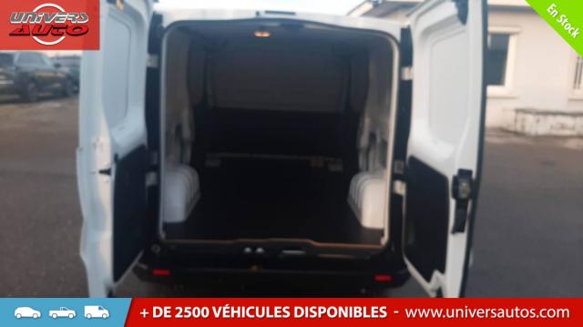 Renault Trafic image 7