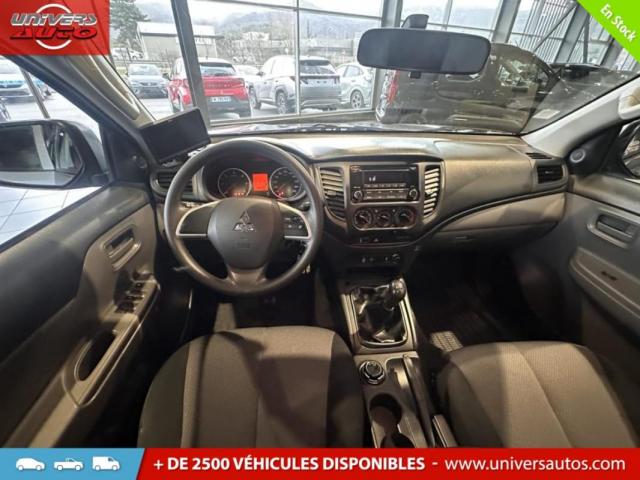 Mitsubishi L200 image 2