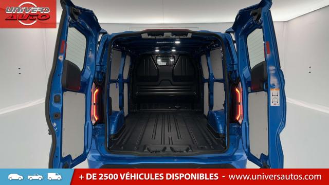 Ford Transit Custom image 3