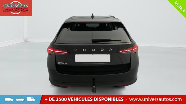 Skoda Octavia image 8