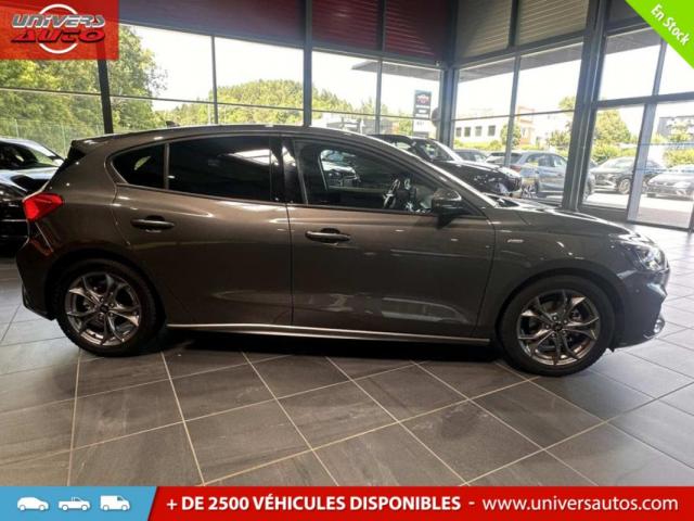 Ford Focus image 9