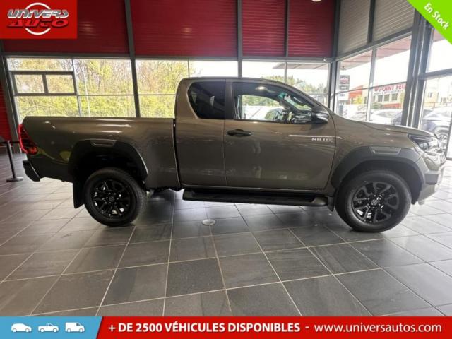 Toyota Hilux image 1