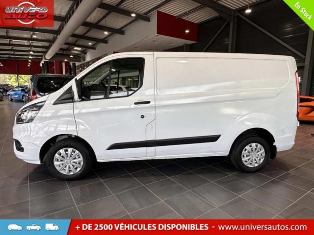 Ford Transit Custom image 3