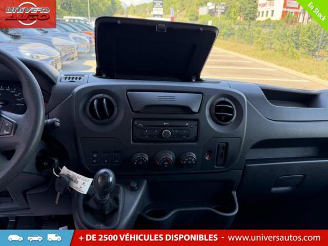 Renault Master image 1