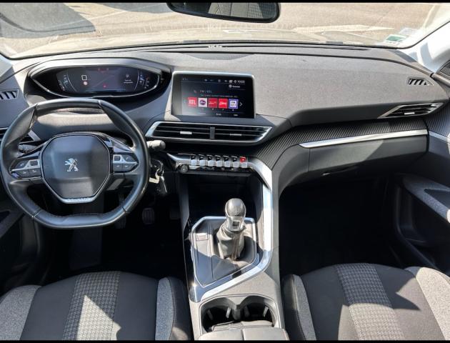 Peugeot 3008 image 7