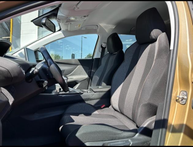 Peugeot 3008 image 3