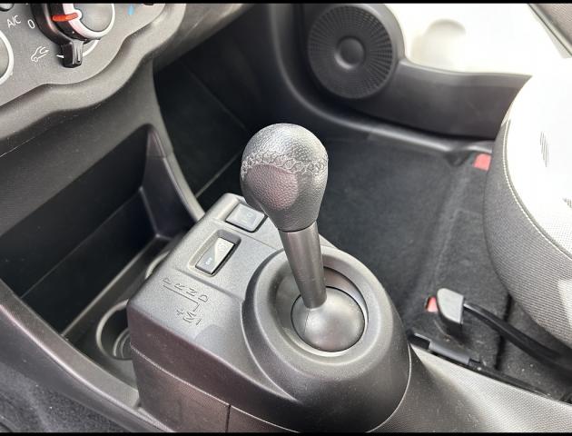 Renault Twingo image 6