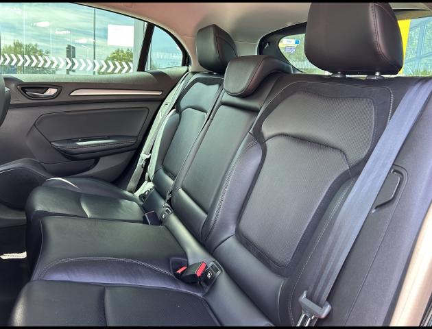 Renault Mégane image 2