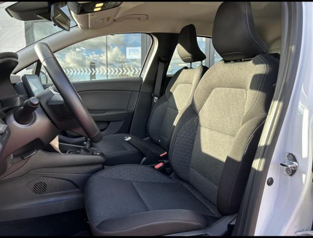 Renault Clio image 8