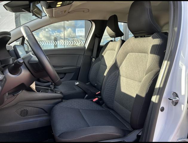 Renault Clio image 8