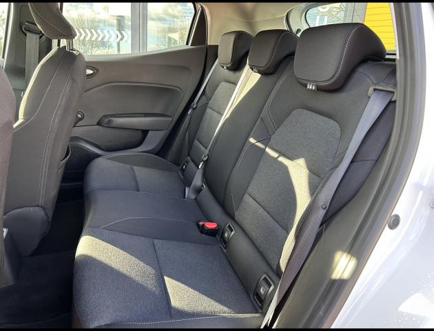 Renault Clio image 9