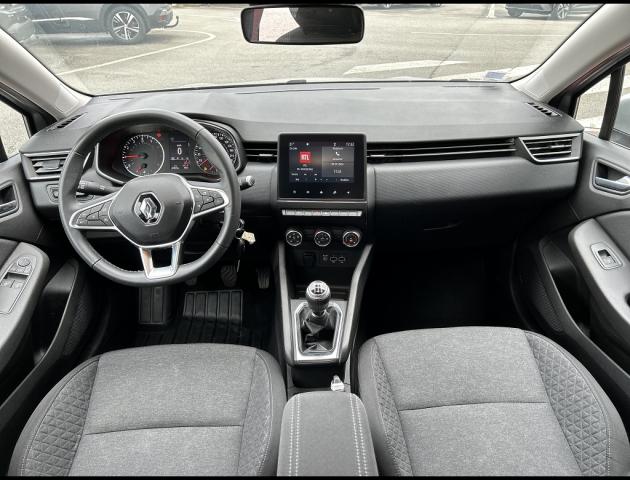 Renault Clio image 2