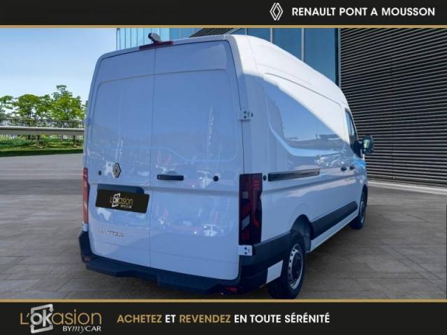 Renault Master image 8