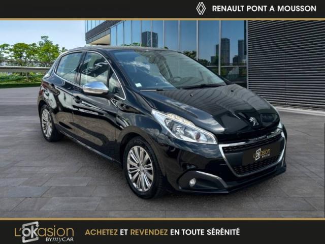 Peugeot 208 image 9