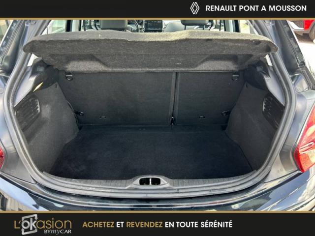 Peugeot 208 image 3