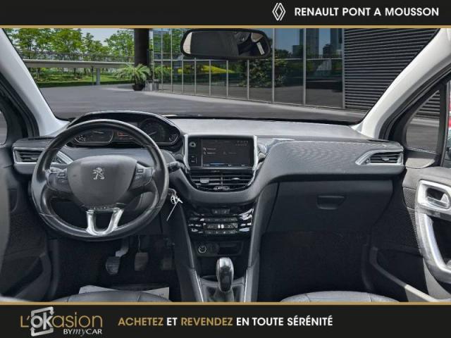 Peugeot 208 image 4