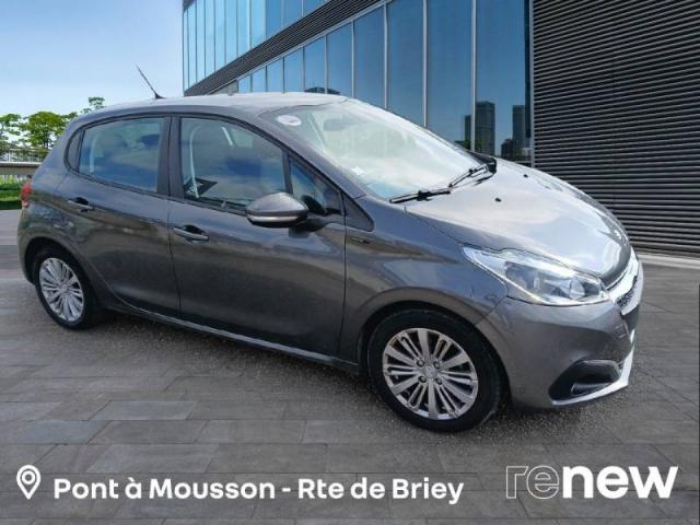Peugeot 208 image 1