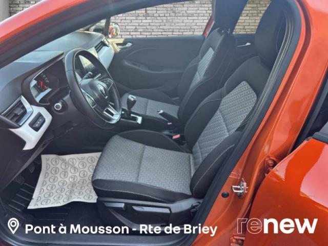 Renault Clio image 1