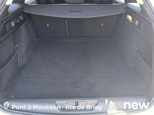 Peugeot 308 image 1