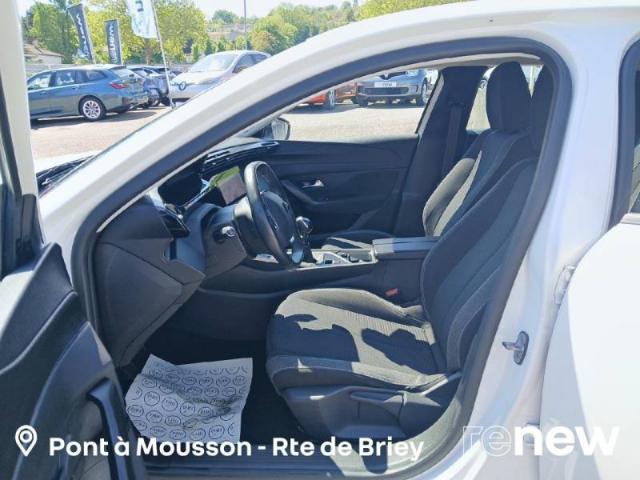 Peugeot 308 image 8