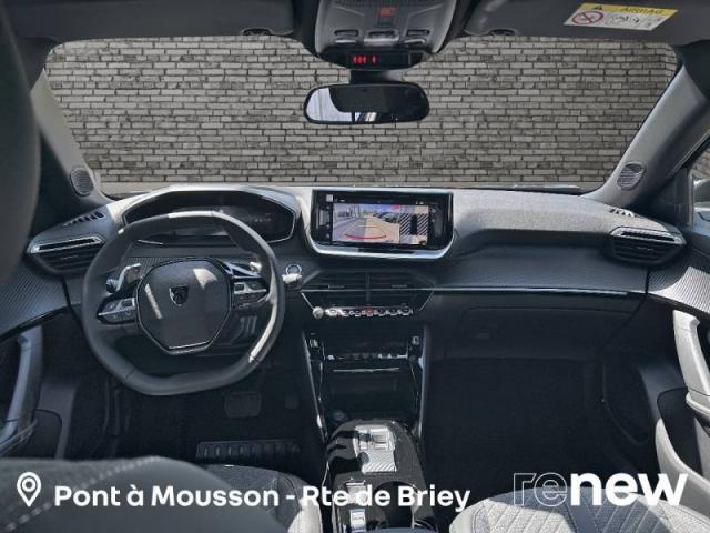 Peugeot 2008 image 1