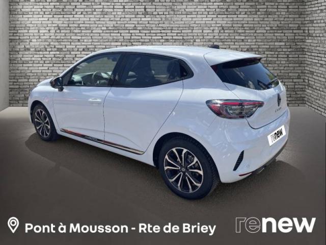 Renault Clio image 6