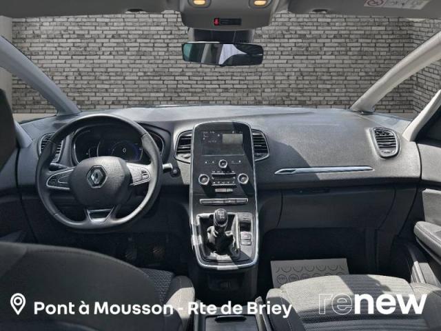 Renault Grand Scénic image 9