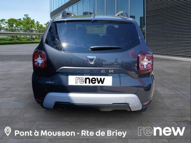 Dacia Duster image 9