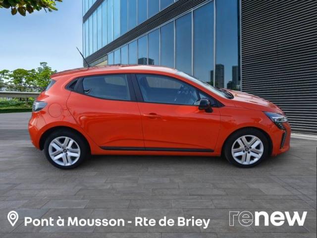 Renault Clio image 8
