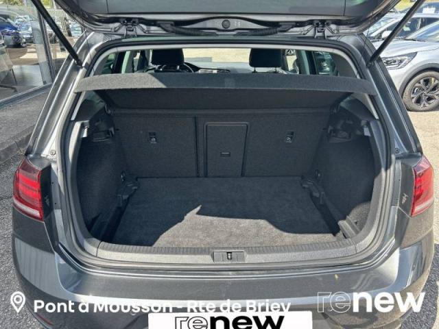 Volkswagen Golf image 8