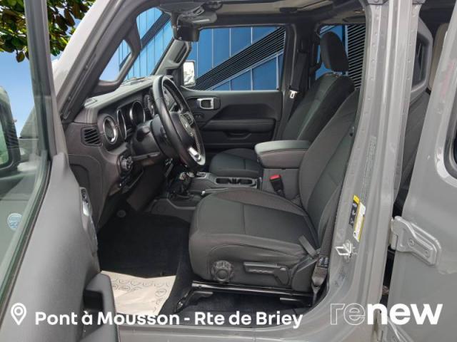 Jeep Wrangler image 4