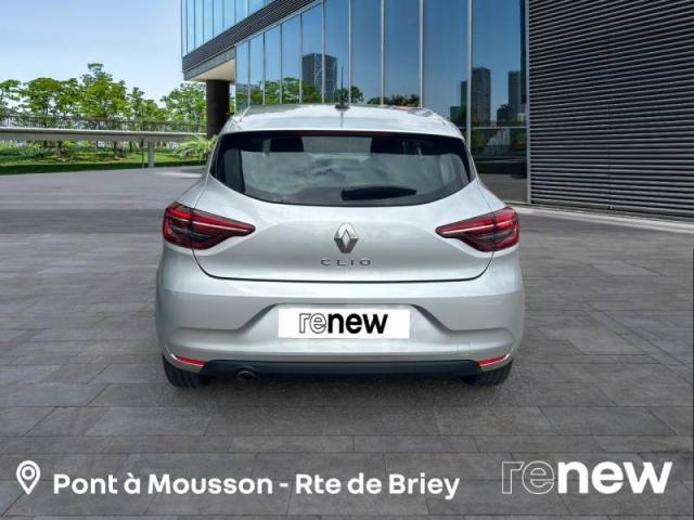 Renault Clio image 9