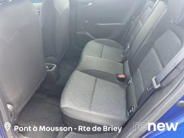 Renault Clio image 9
