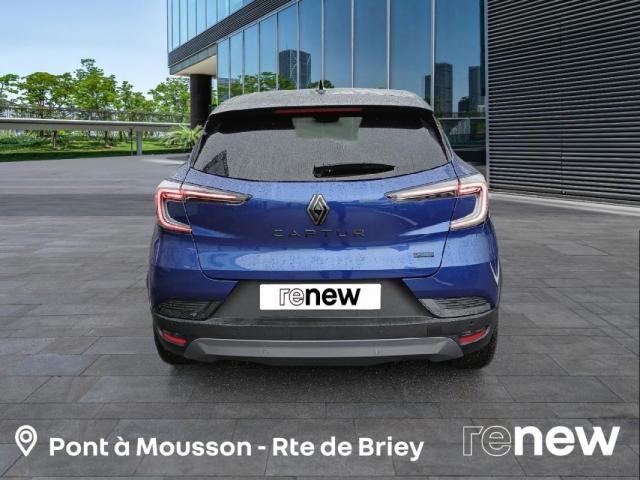 Renault Captur image 2