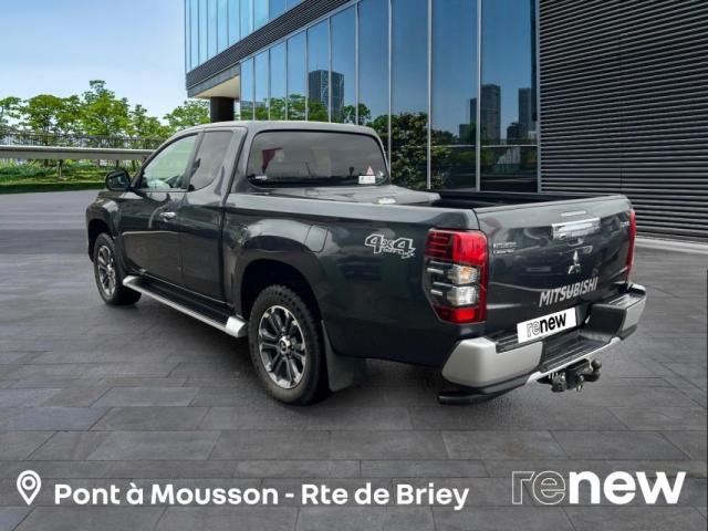 Mitsubishi L200 image 5