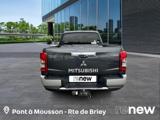 Mitsubishi L200 image 7