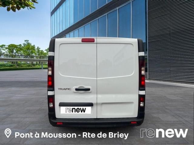 Renault Trafic image 2