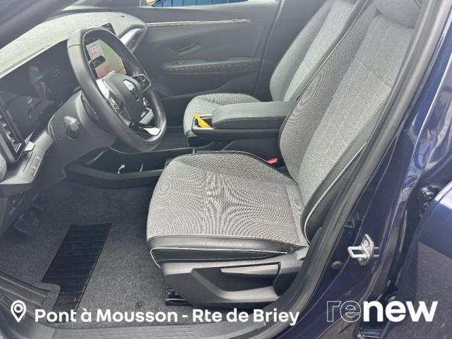 Renault Mégane E-Tech image 8