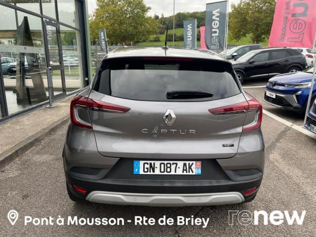 Renault Captur image 2
